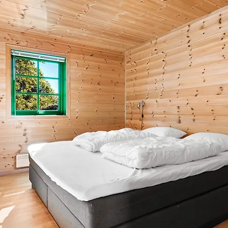 8 Person Holiday Home In Tjorhom Feriehus Tjorhom