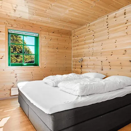 8 Person Holiday Home In Tjorhom *